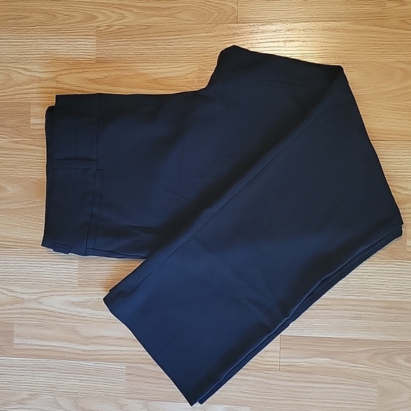 18R Black dressy pants - Picture 1 of 4
